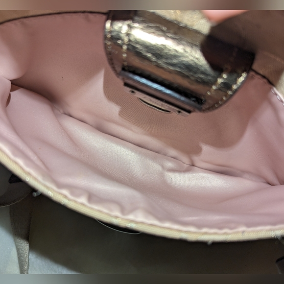 Coach Metallic Signature Swingpack Messenger Handbag - Picture 13 of 13